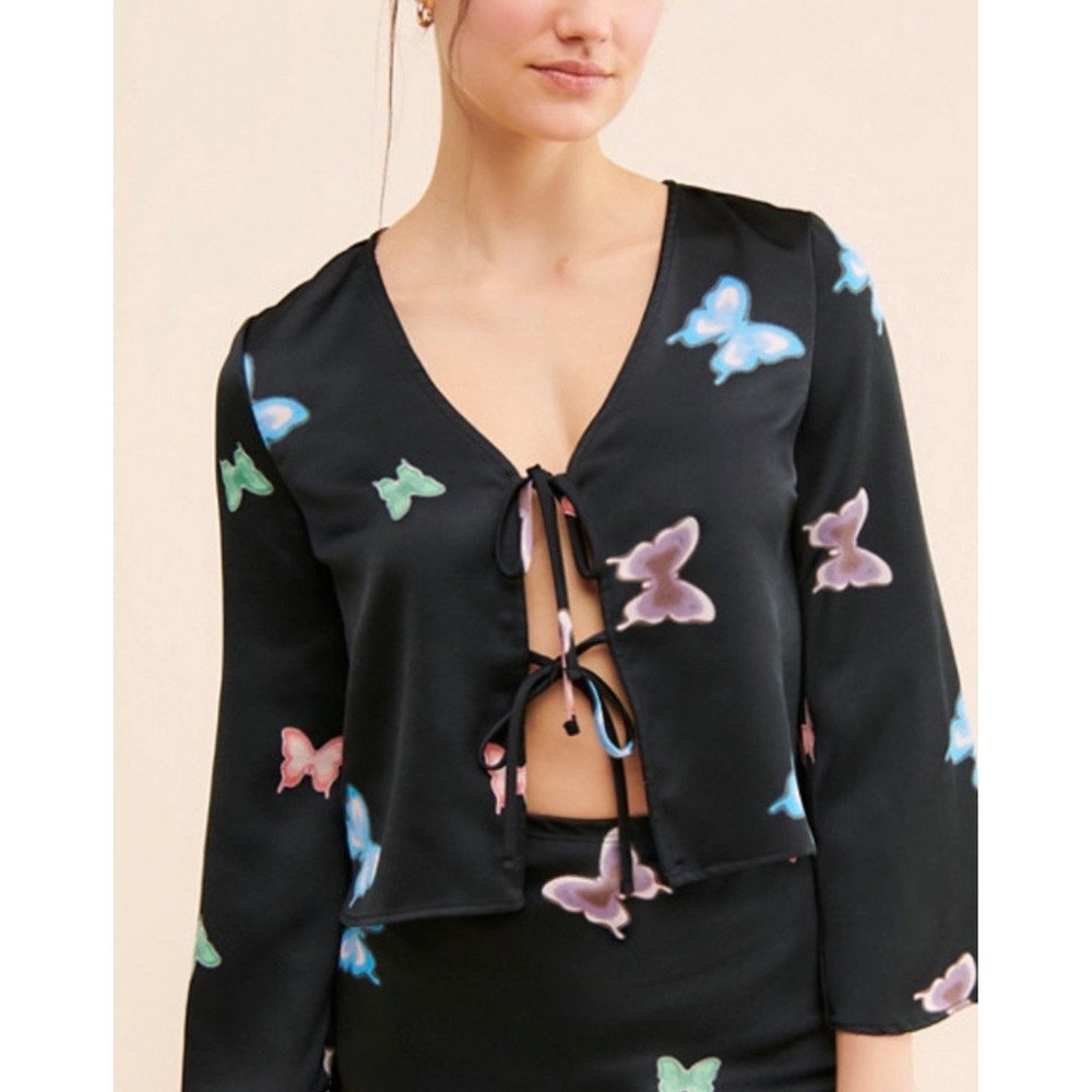 Lisa Says Gah Butterfly Print Tie-Front Blouse Size Large